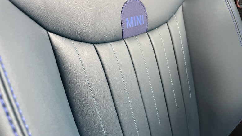 MINI Aceman 160kW SE Classic 54kWh 5dr Auto Electric Hatchback